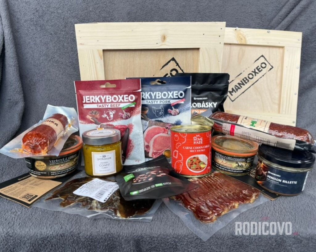 bedna pro masozravce manboxeo